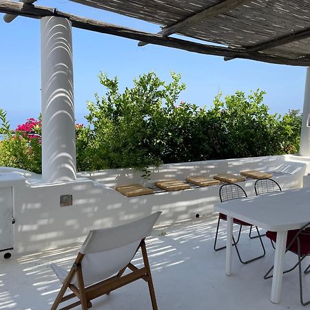 Limoneto Apartment Stromboli Bagian luar foto