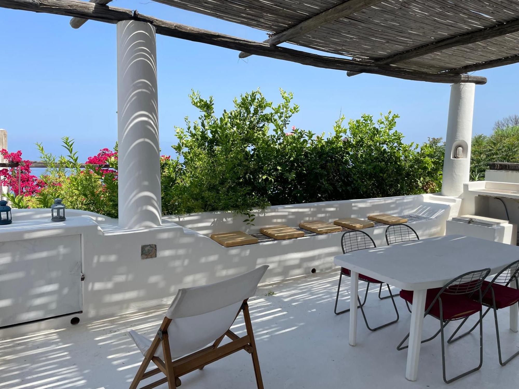 Limoneto Apartment Stromboli Bagian luar foto